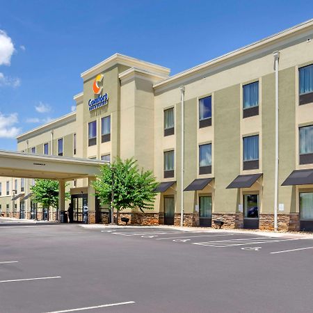 Comfort Inn & Suites Lynchburg Airport - University Area Екстериор снимка